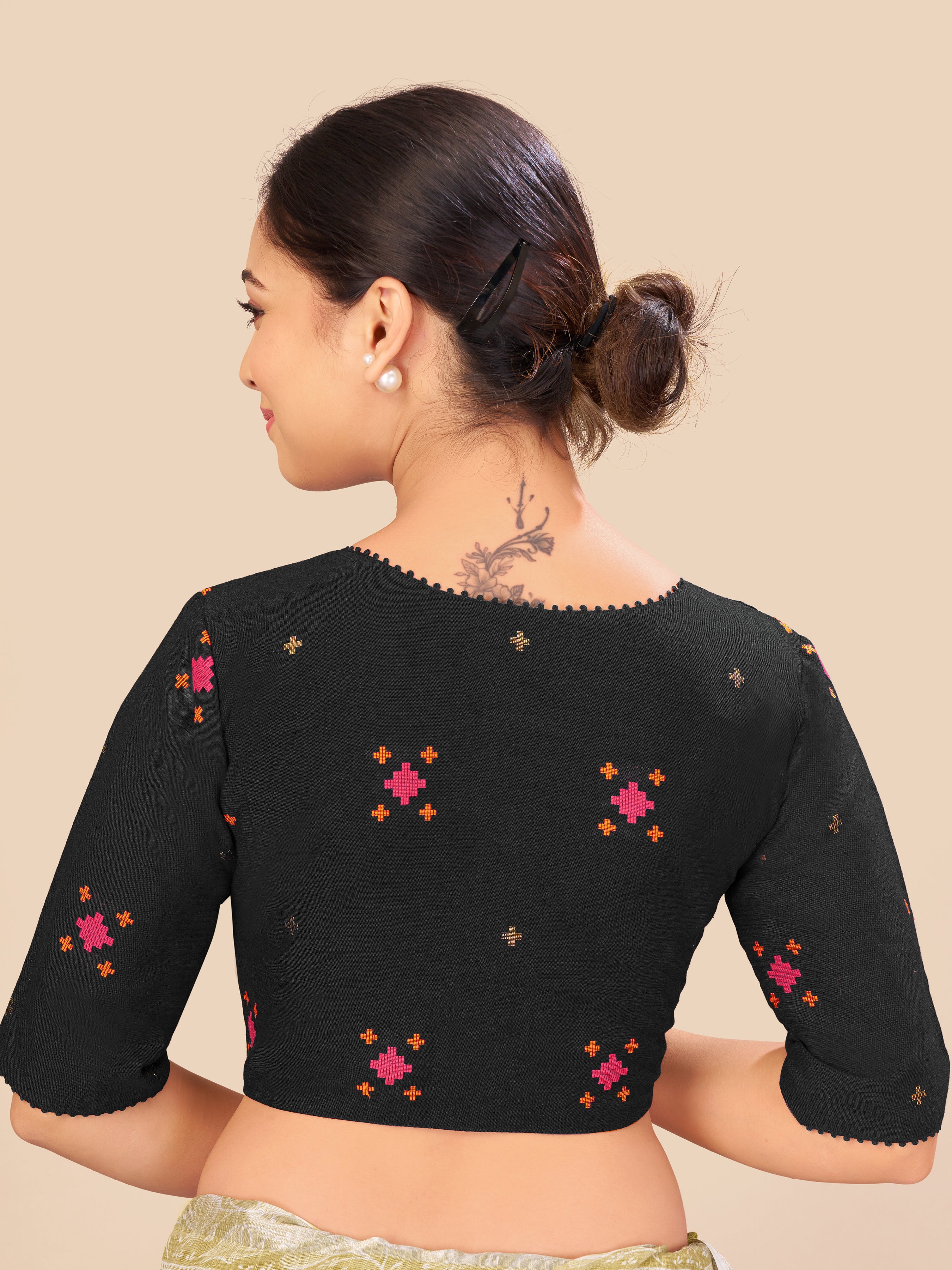 Women's cotton fabric blouse