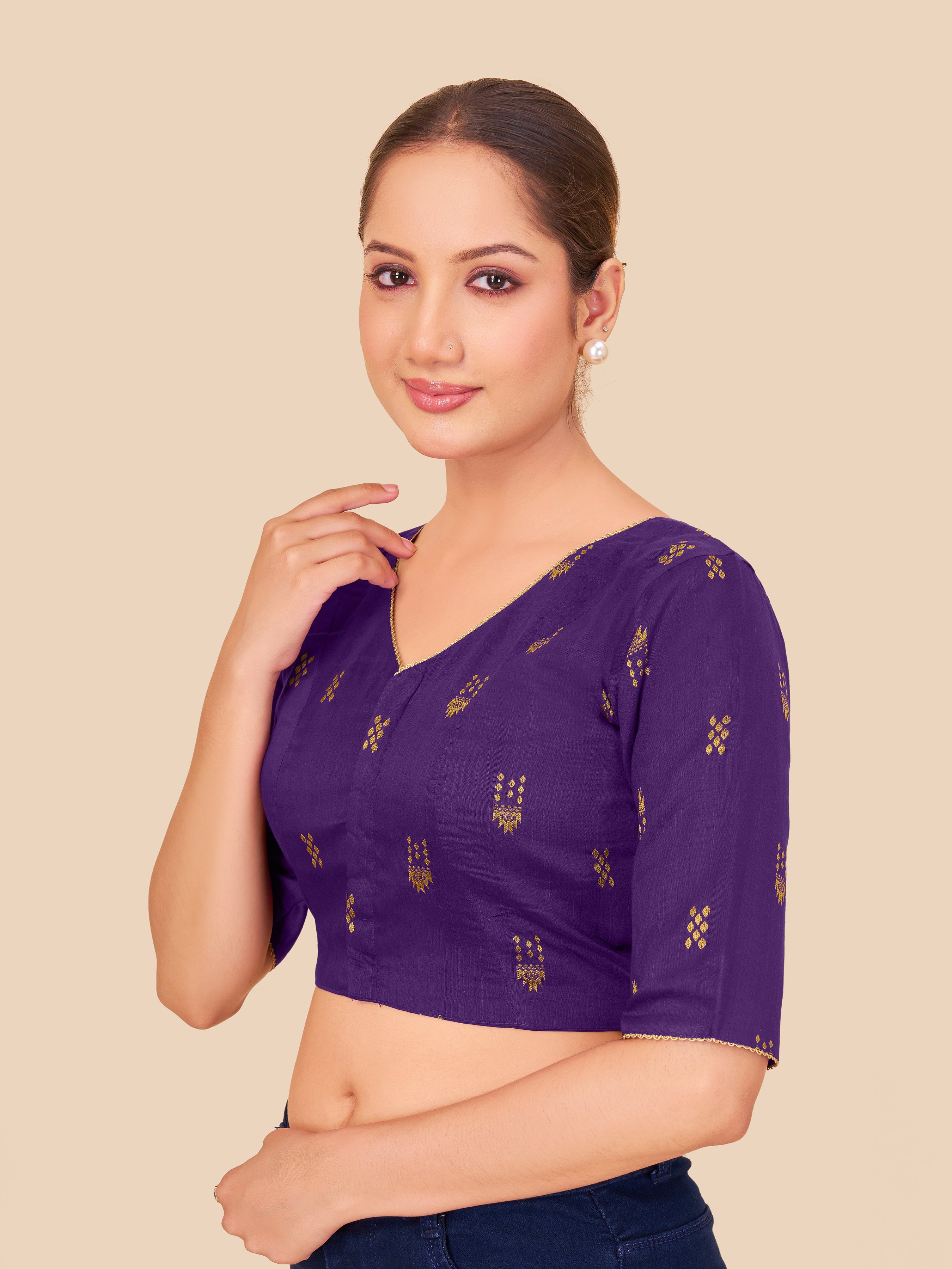 Women's cotton fabric blouse
