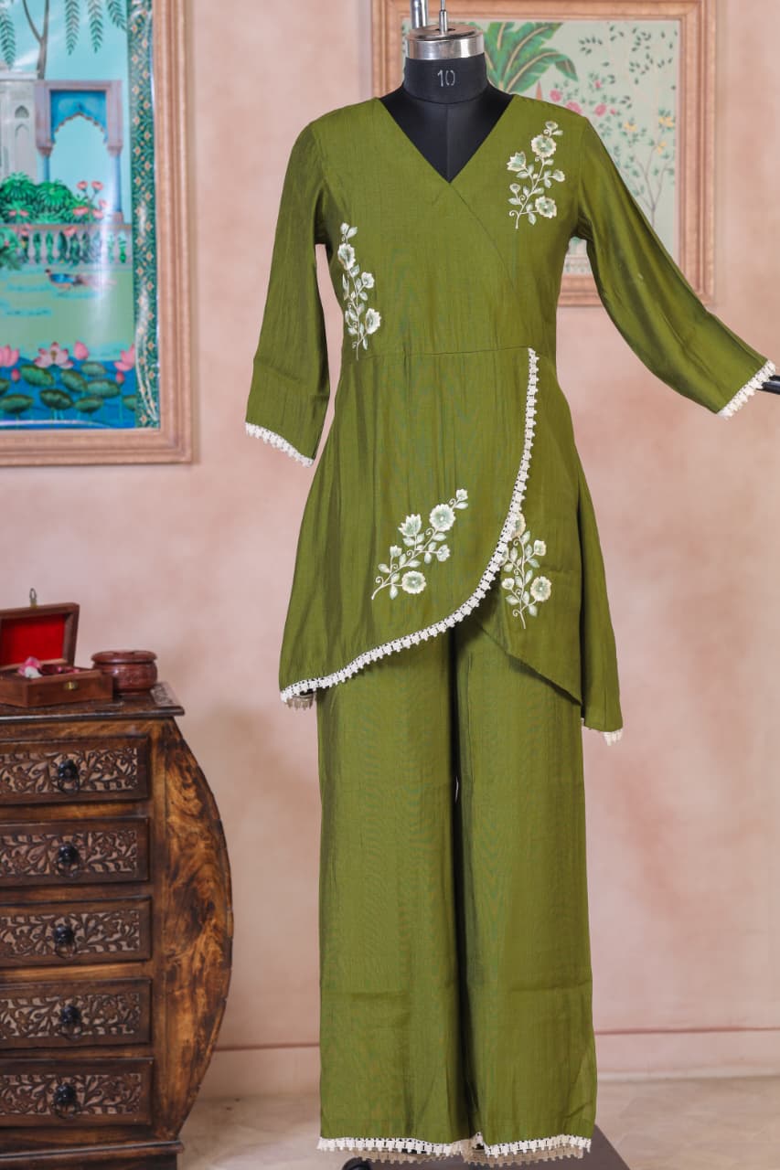 Embroidered Viscose goldy green co ord set
